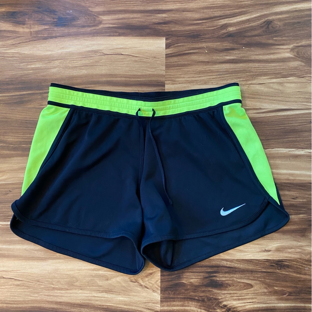 Nike women’s medium shorts